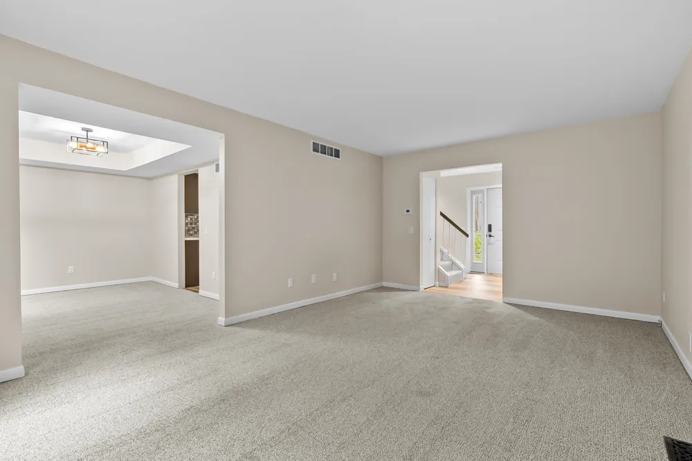 238 Falkirk Court Kalamazoo, MI 49006