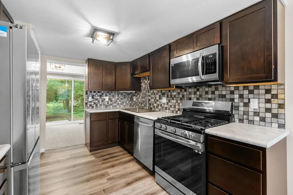 238 Falkirk Court Kalamazoo, MI 49006