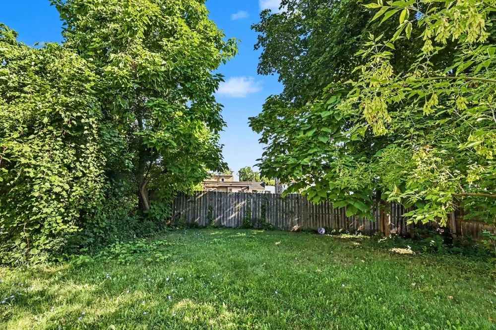 908 W Lapeer Street Lansing, MI 48915