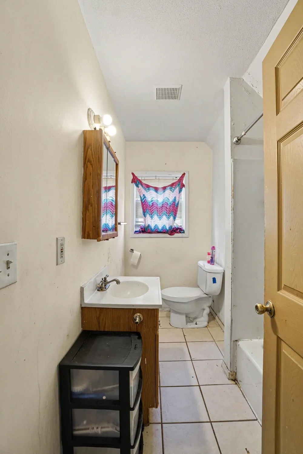 908 W Lapeer Street Lansing, MI 48915
