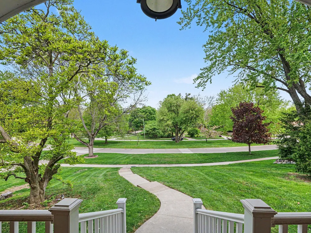 2928 Vinsetta Boulevard Royal Oak, MI 48073