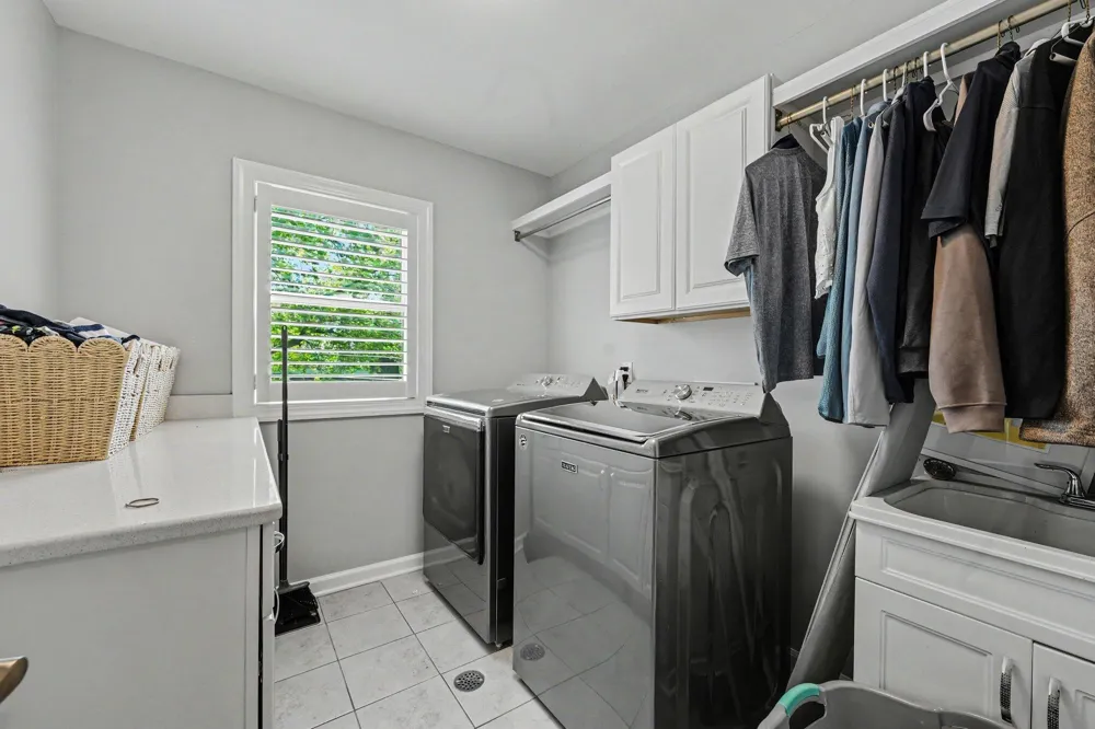 2928 Vinsetta Boulevard Royal Oak, MI 48073