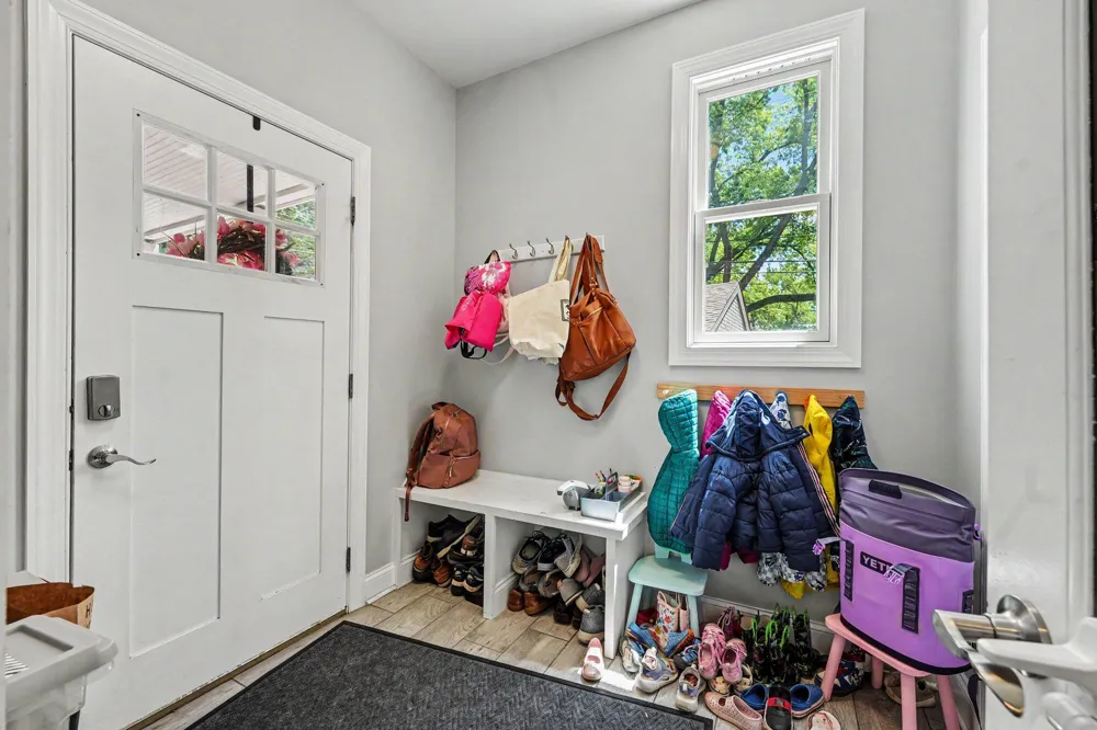 2928 Vinsetta Boulevard Royal Oak, MI 48073