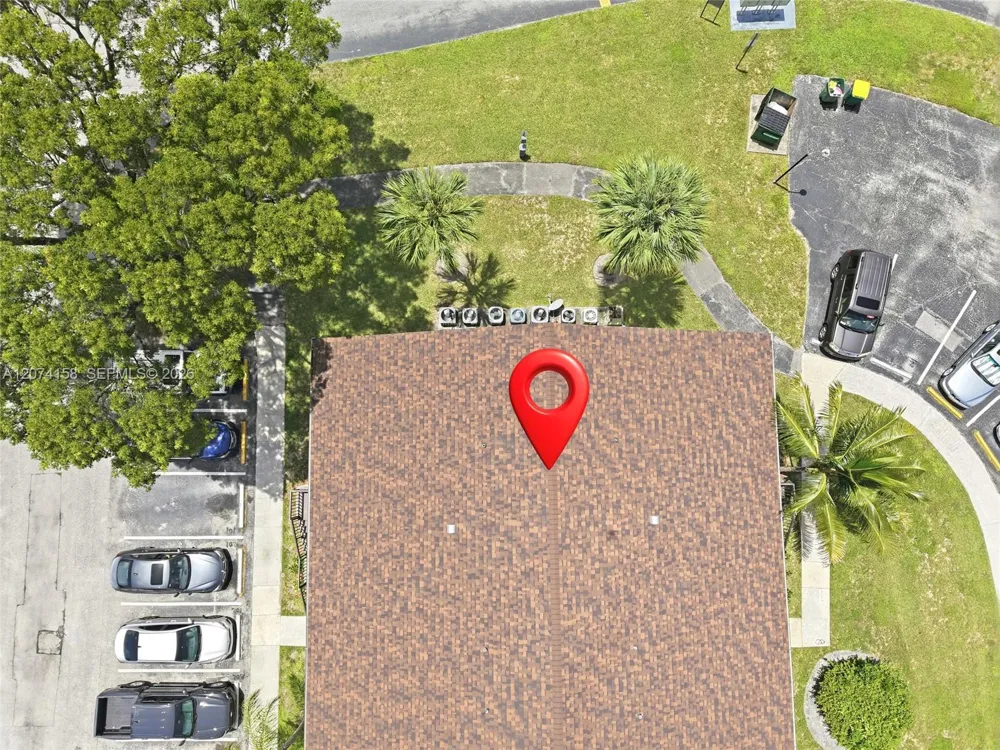 6040 Shakerwood Cir #201 Tamarac, FL 33319