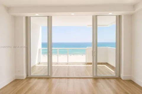 5601 Collins Ave #1009