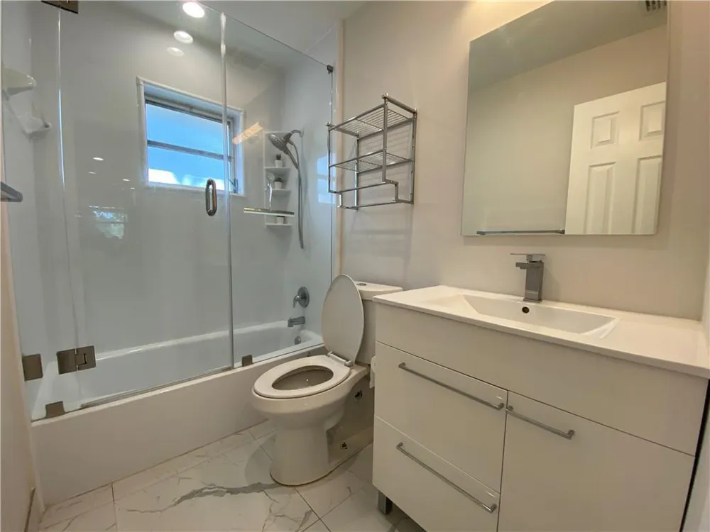 624 NE 10th Avenue #5 Fort Lauderdale, FL 33304