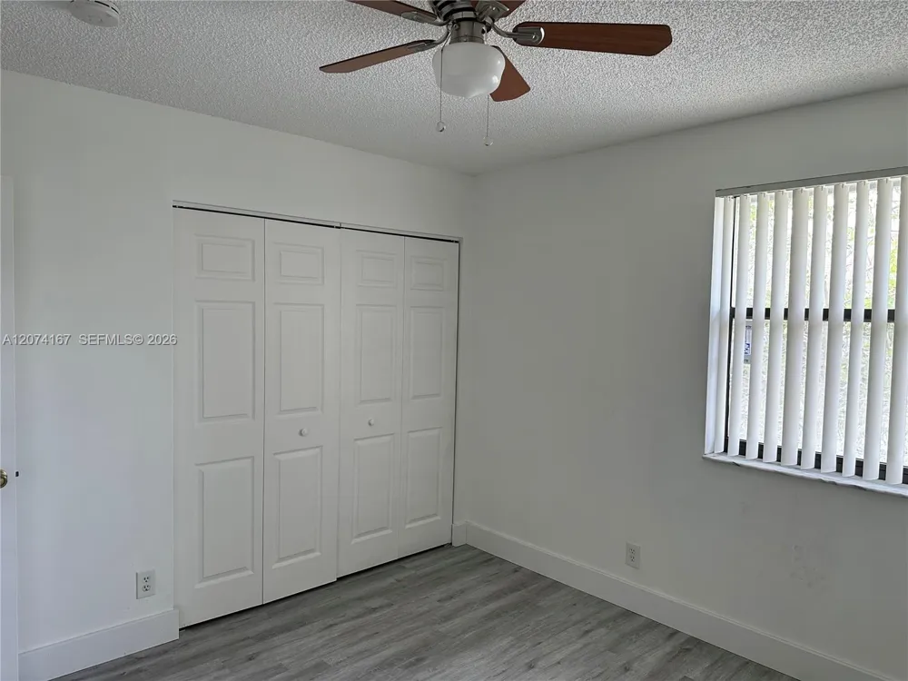 9849 S Riverside Dr #8-26 Coral Springs, FL 33071