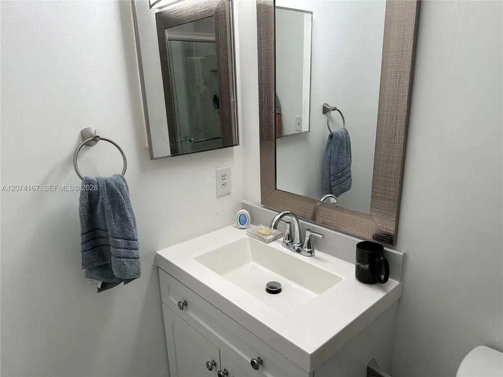 9849 S Riverside Dr #8-26 Coral Springs, FL 33071