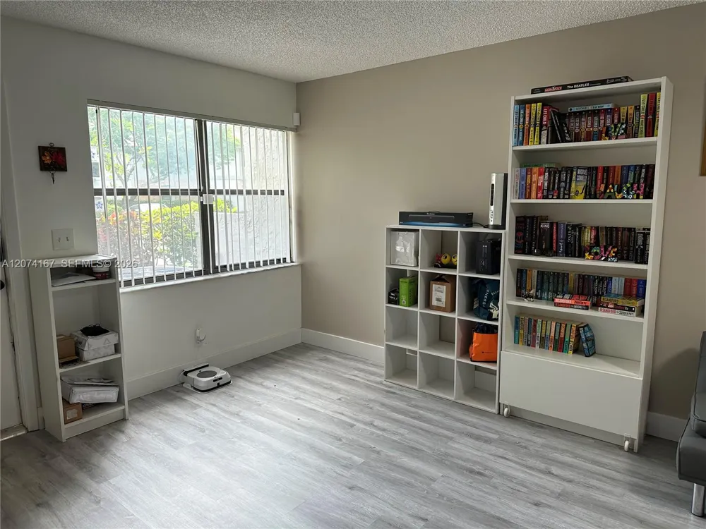 9849 S Riverside Dr #8-26 Coral Springs, FL 33071