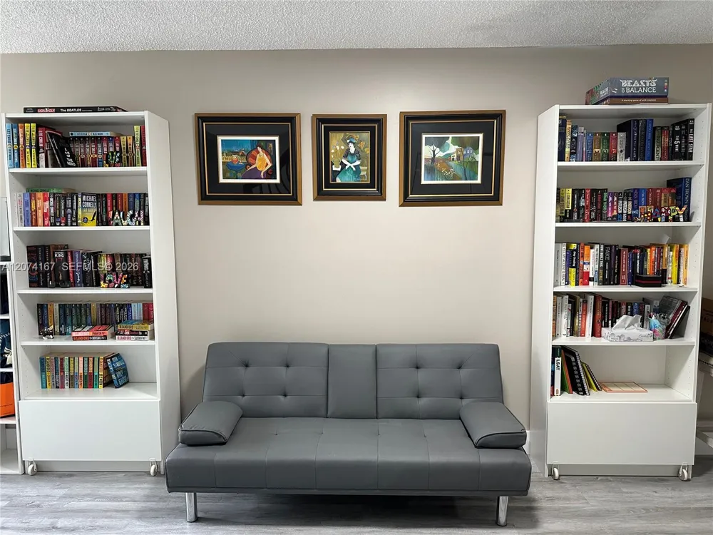 9849 S Riverside Dr #8-26 Coral Springs, FL 33071