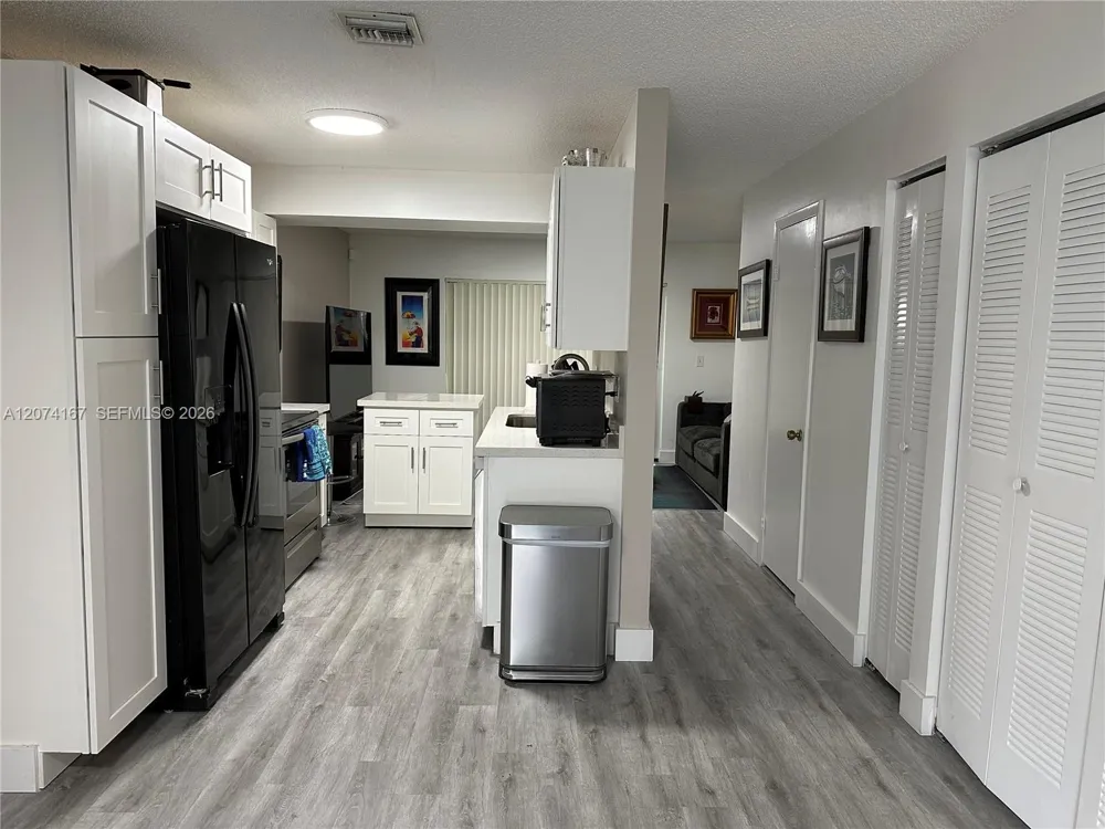 9849 S Riverside Dr #8-26 Coral Springs, FL 33071