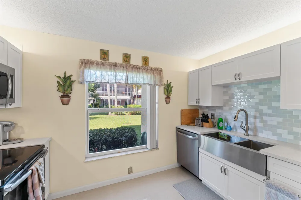 717 S Us Highway 1 #803 Jupiter, FL 33477
