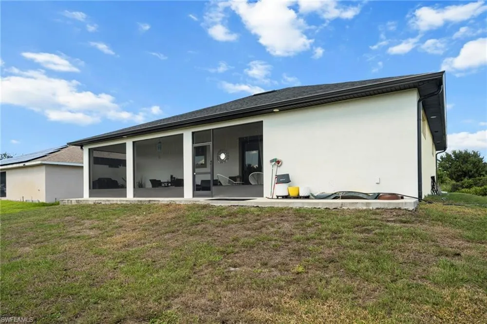 3713 25th Street SW Lehigh Acres, FL 33976