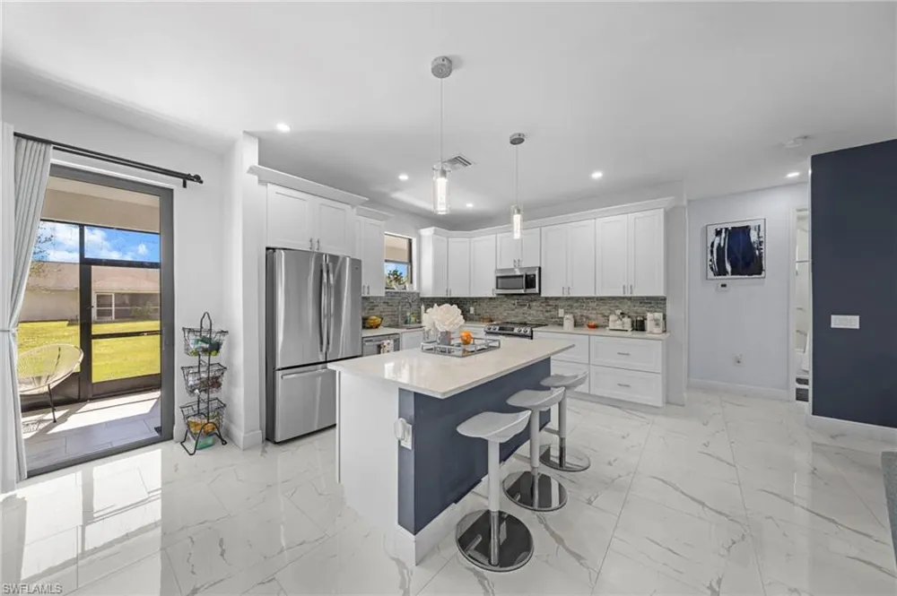 3713 25th Street SW Lehigh Acres, FL 33976