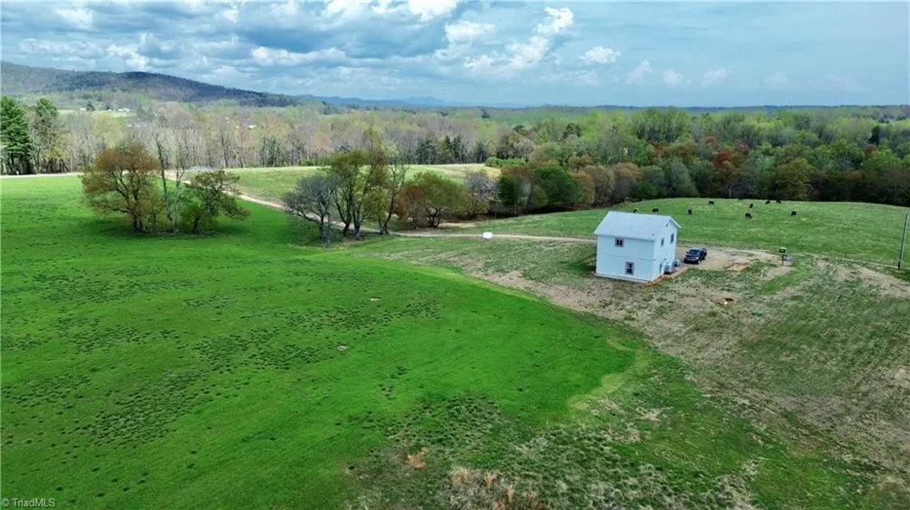 322 Layell Road Elkin, NC 28621