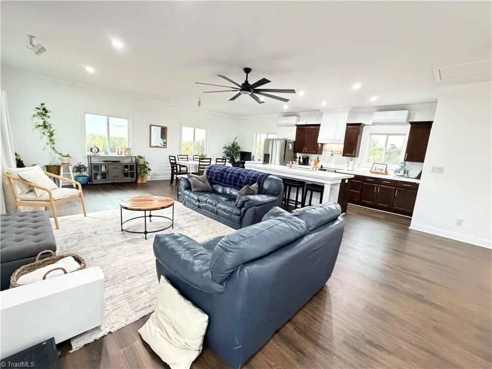 322 Layell Road Elkin, NC 28621