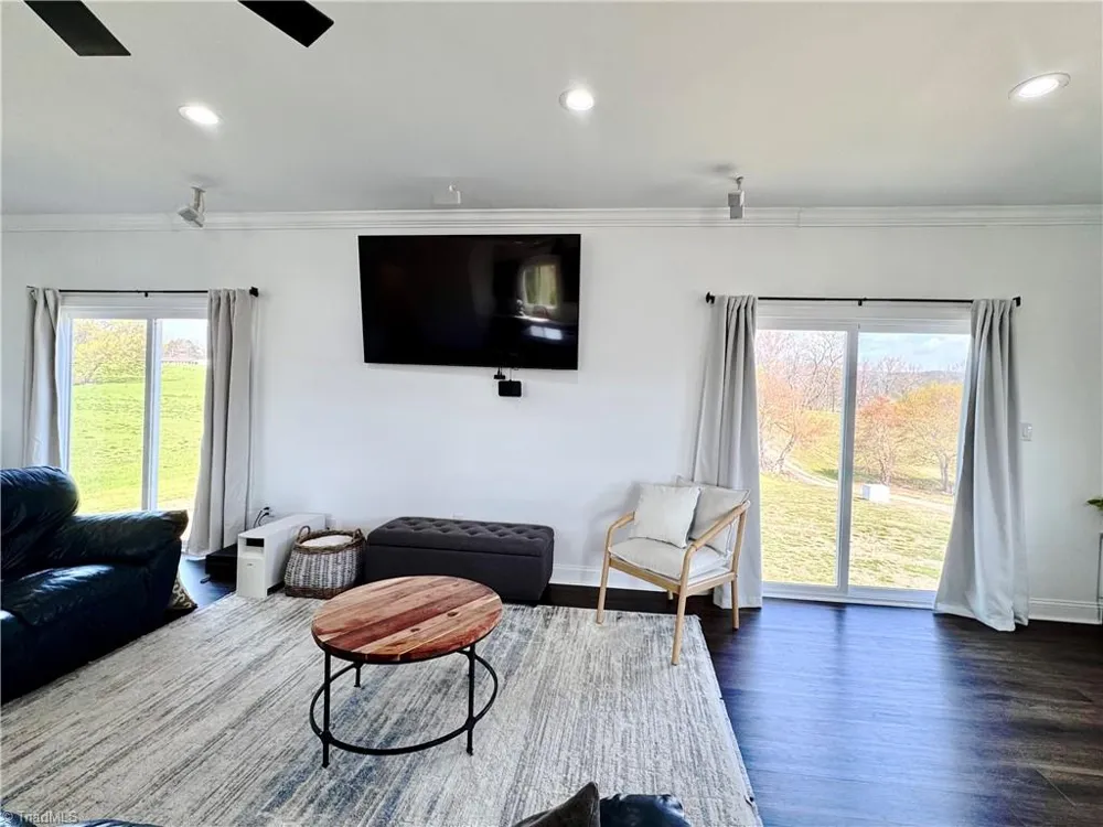 322 Layell Road Elkin, NC 28621
