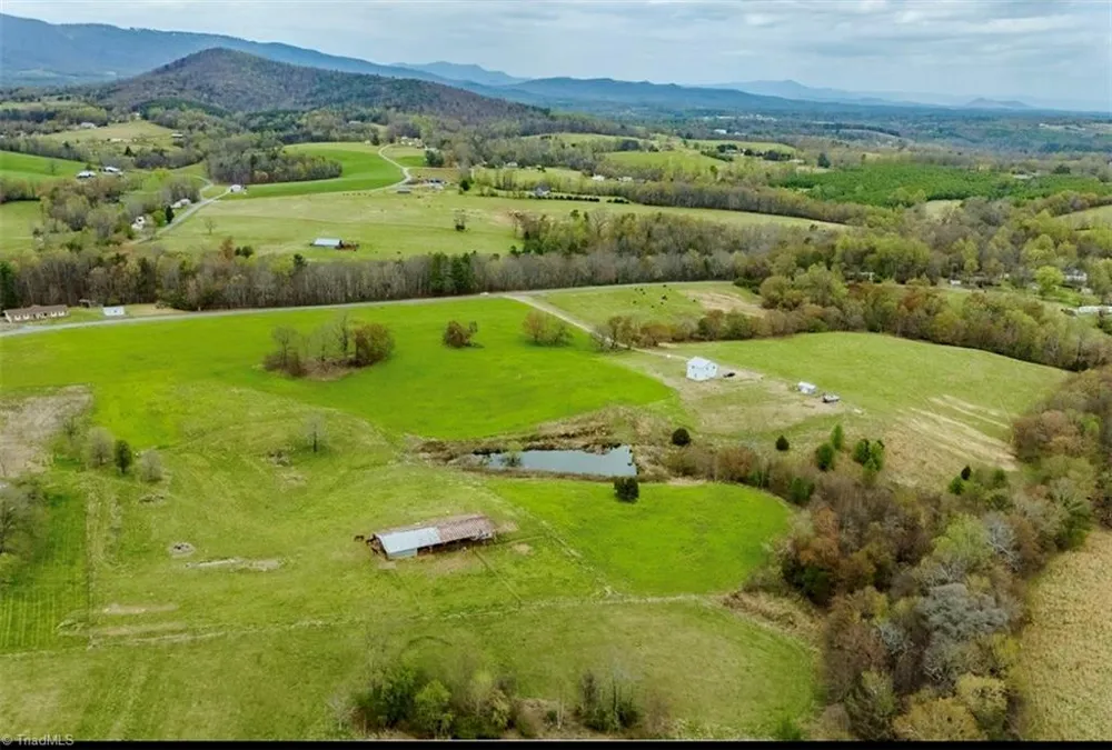 322 Layell Road Elkin, NC 28621