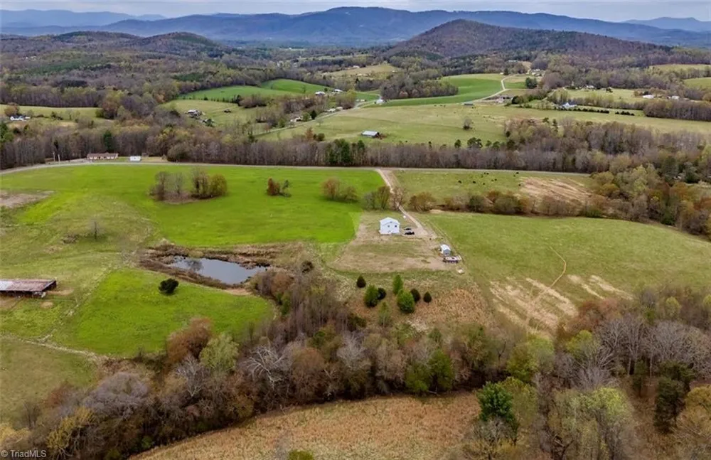 322 Layell Road Elkin, NC 28621