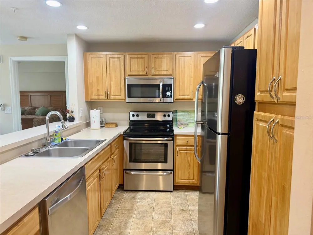 4751 TRAVINI CIRCLE #4-101 Sarasota, FL 34235