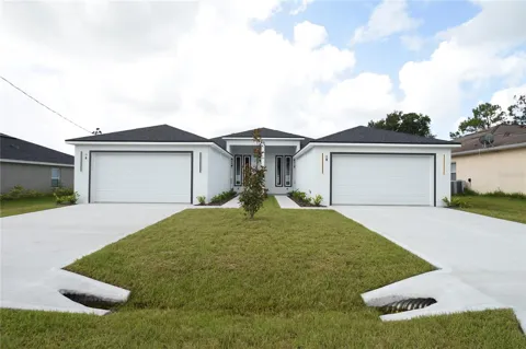 18 WOOD AMBER LANE #B
