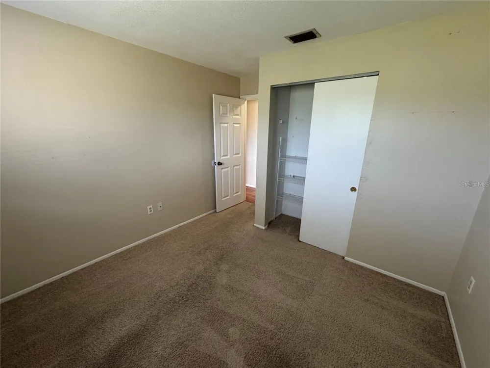 1786 DAGON ROAD Venice, FL 34293