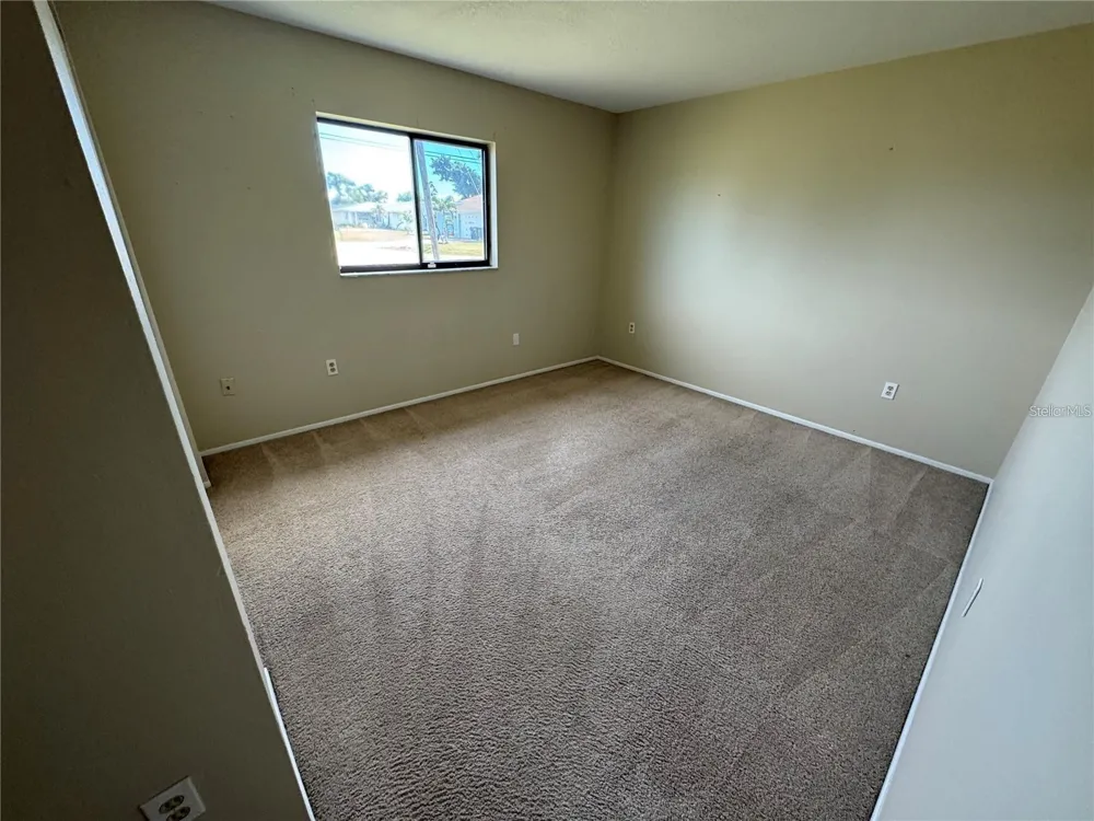 1786 DAGON ROAD Venice, FL 34293