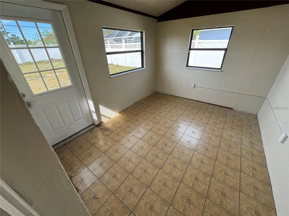 1786 DAGON ROAD Venice, FL 34293