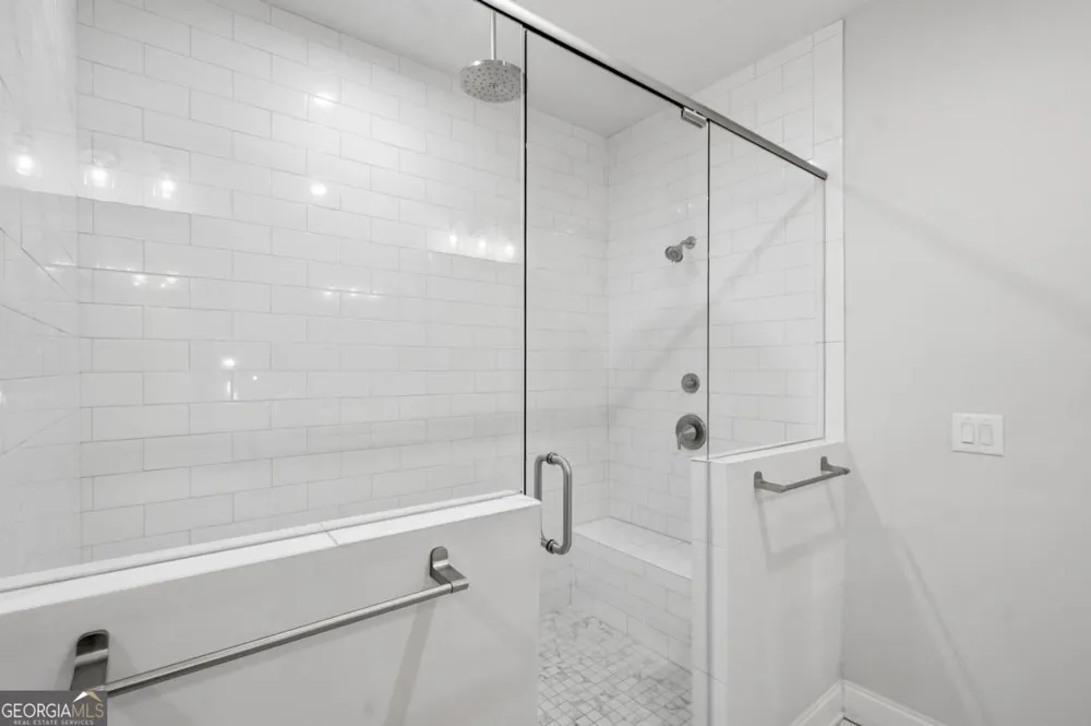 687 Brennan DR Decatur, GA 30033
