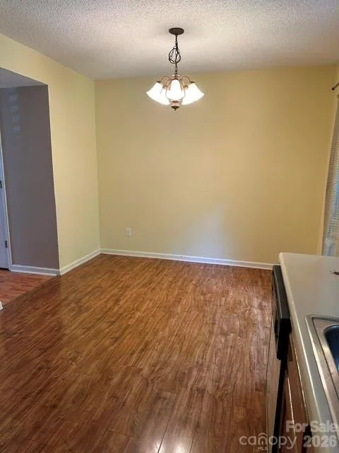 1535 20th Avenue NE Hickory, NC 28601