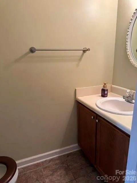 1535 20th Avenue NE Hickory, NC 28601