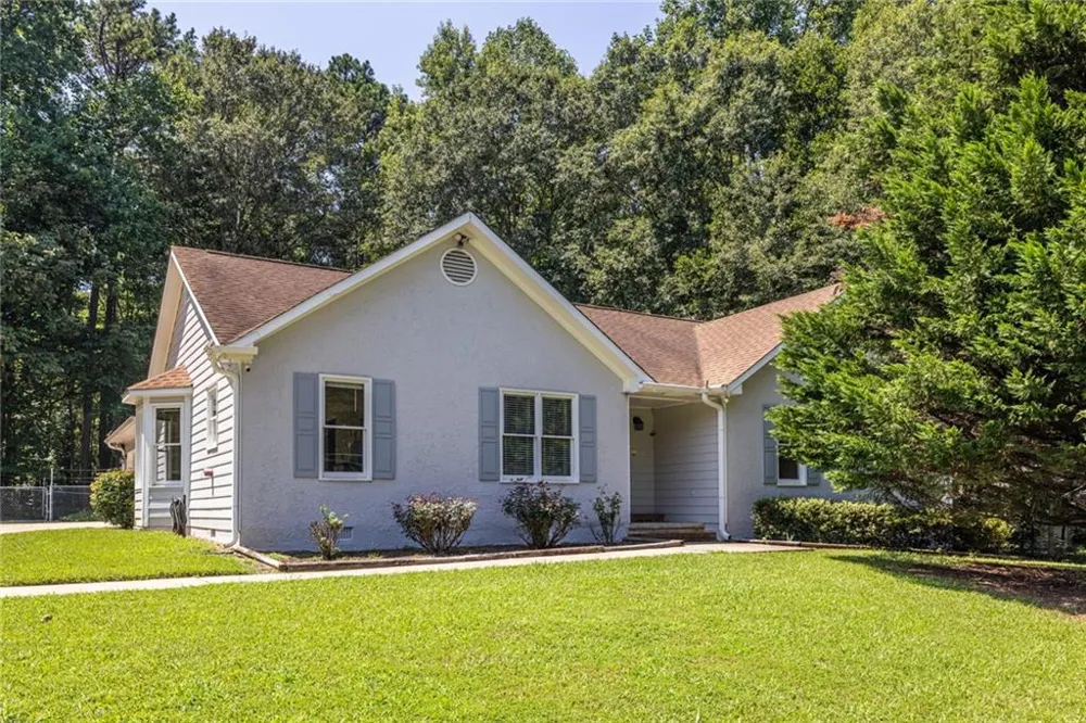 215 Valley Brook Trail Jonesboro, GA 30238