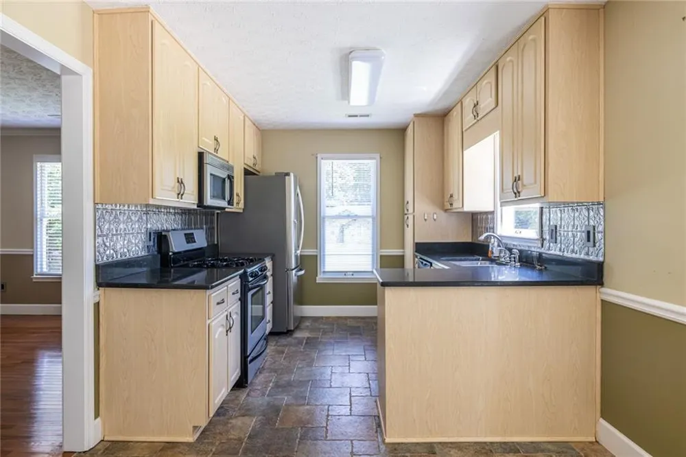 215 Valley Brook Trail Jonesboro, GA 30238