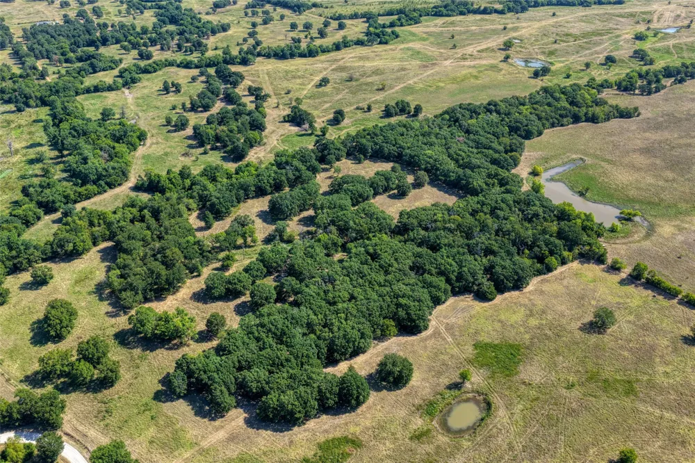 5010 County Road 3110 Campbell, TX 75422