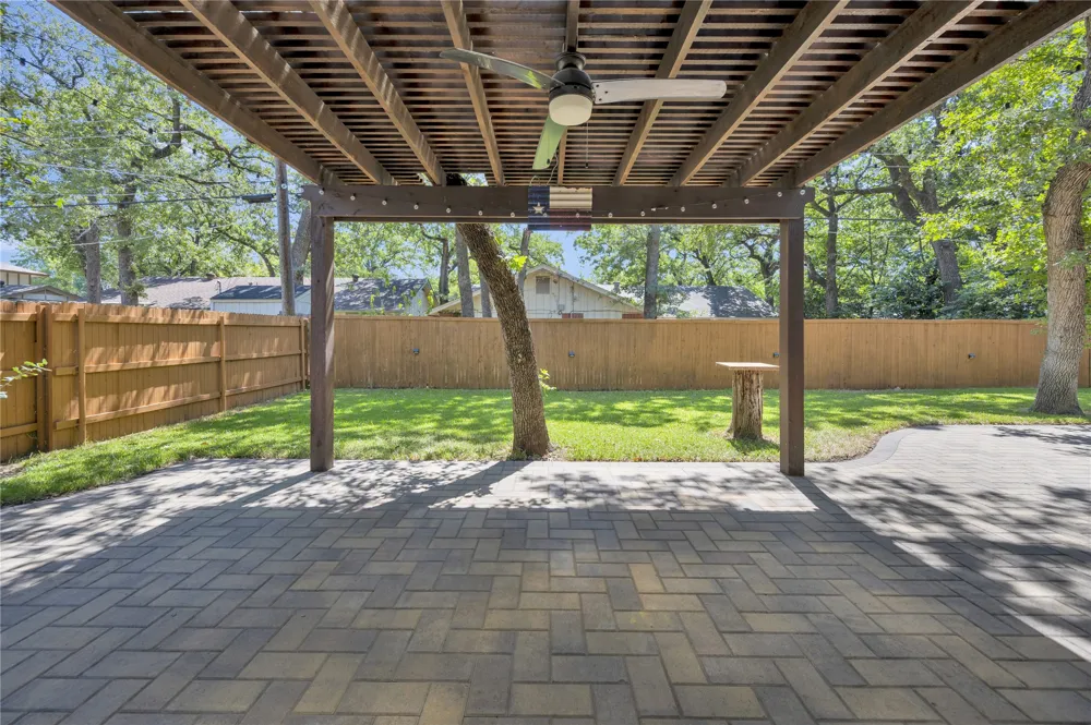 2812 Norwood Lane Arlington, TX 76013