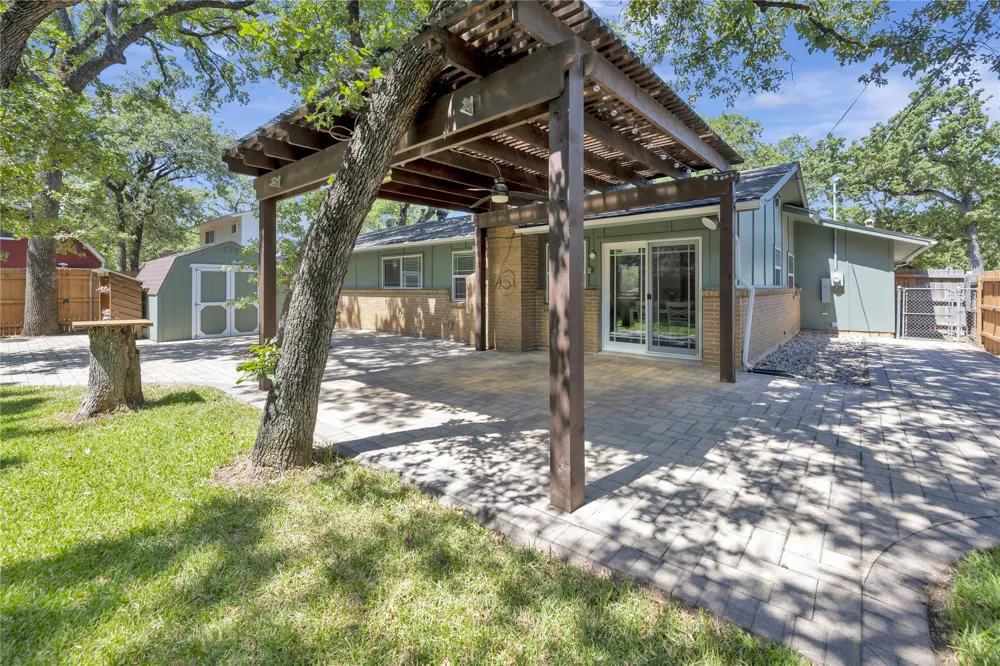 2812 Norwood Lane Arlington, TX 76013