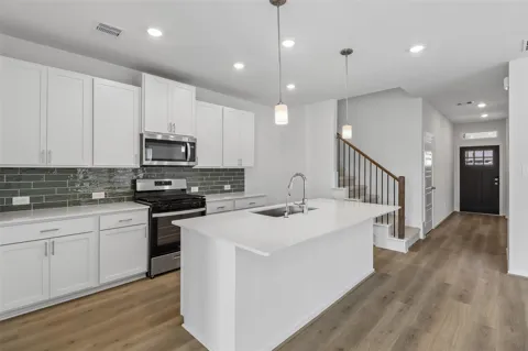 5113 Redbud Valley Drive