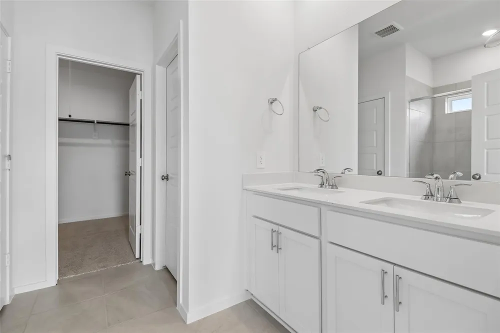 5113 Redbud Valley Drive Pearland, TX 77584