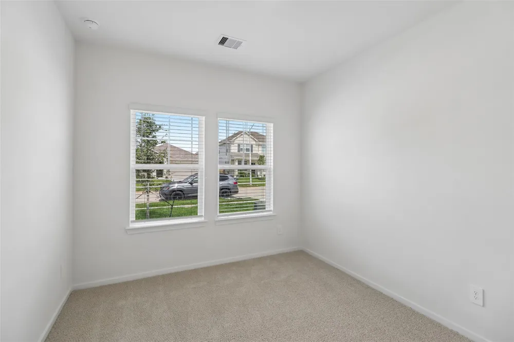 5113 Redbud Valley Drive Pearland, TX 77584