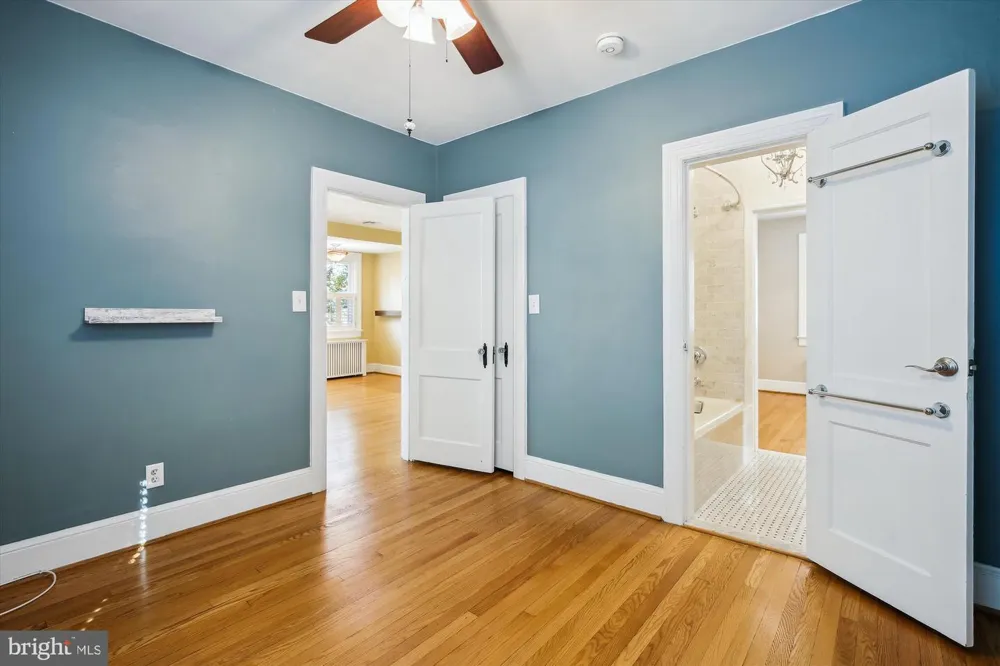 1114 21ST STREET S Arlington, VA 22202
