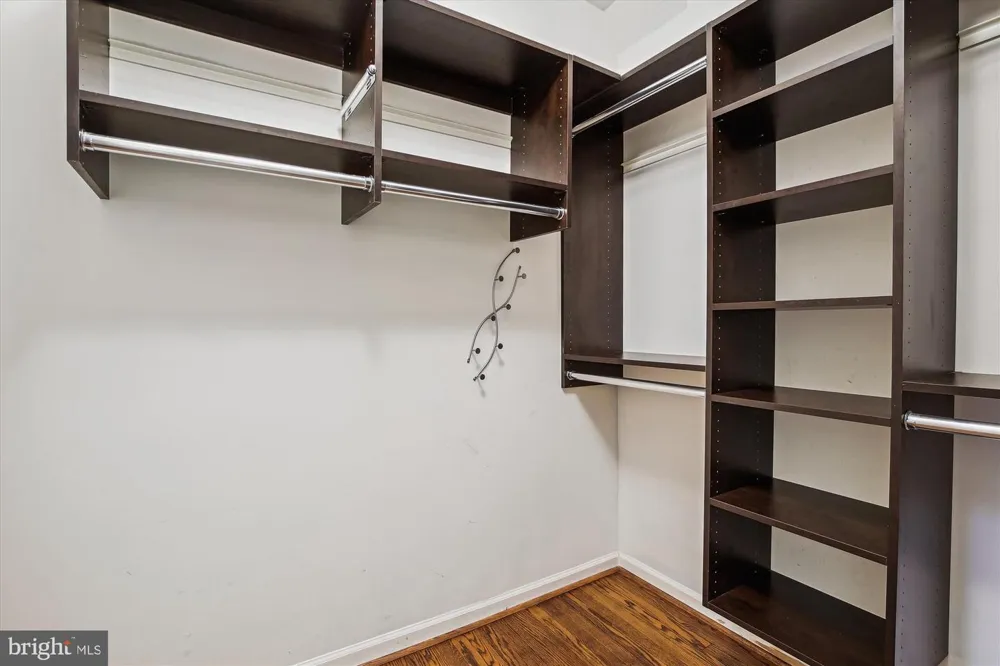 1114 21ST STREET S Arlington, VA 22202