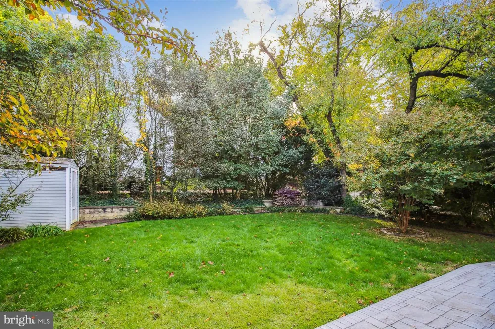 1114 21ST STREET S Arlington, VA 22202