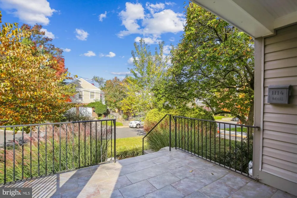 1114 21ST STREET S Arlington, VA 22202