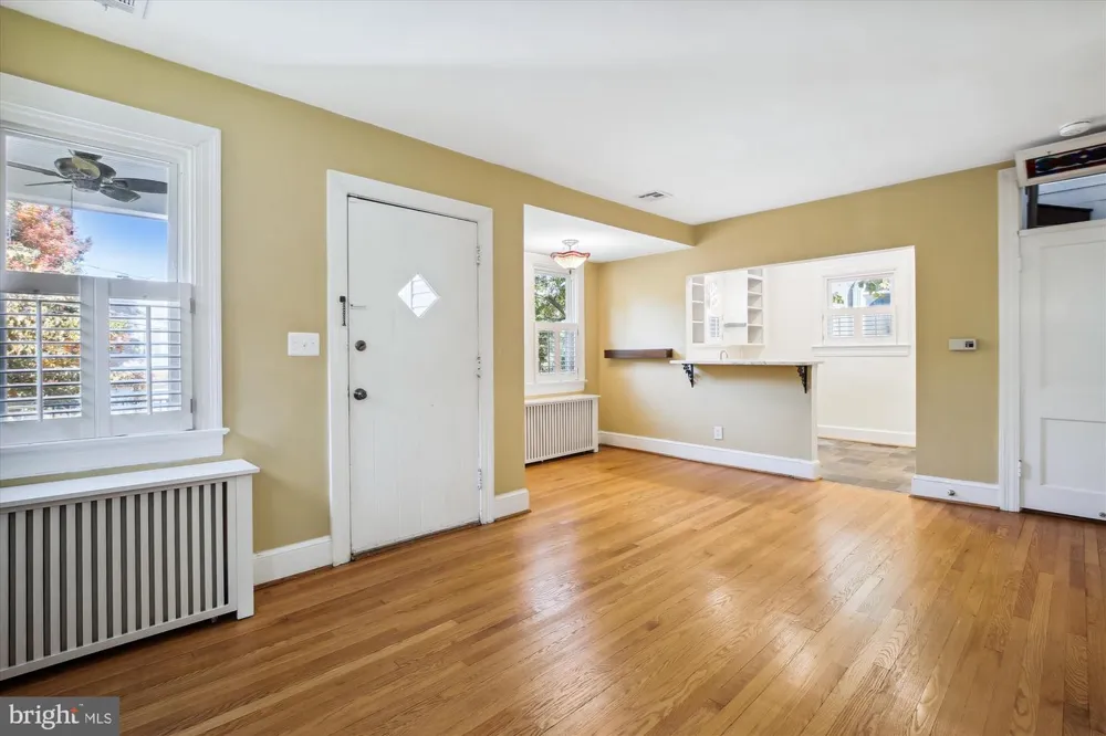 1114 21ST STREET S Arlington, VA 22202