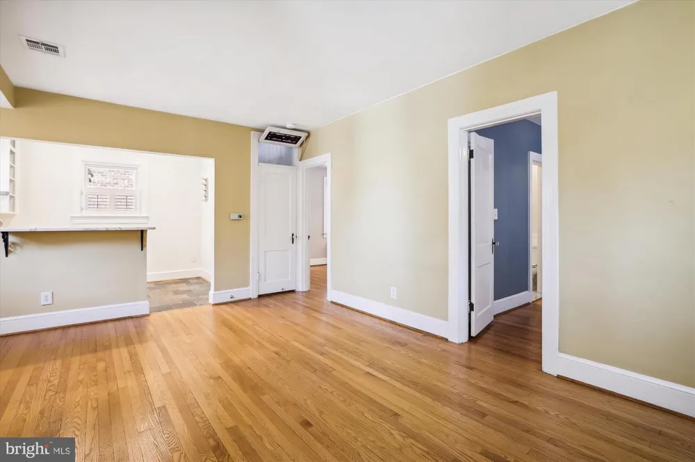 1114 21ST STREET S Arlington, VA 22202