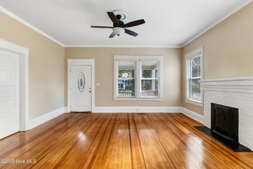 3902 W Wilson Street Farmville, NC 27828