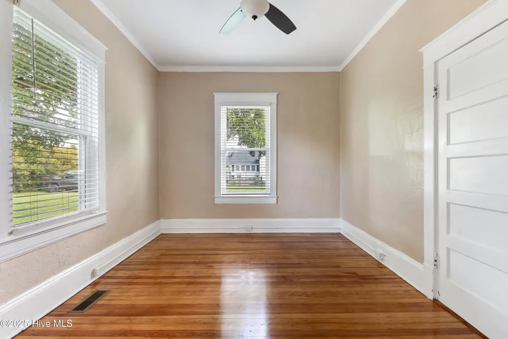 3902 W Wilson Street Farmville, NC 27828