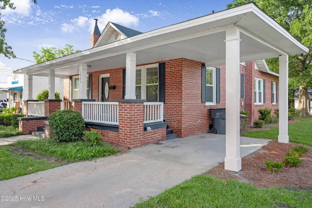 3902 W Wilson Street Farmville, NC 27828