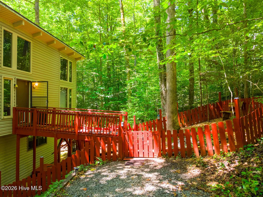 1410 Village Road Murphy, NC 28906