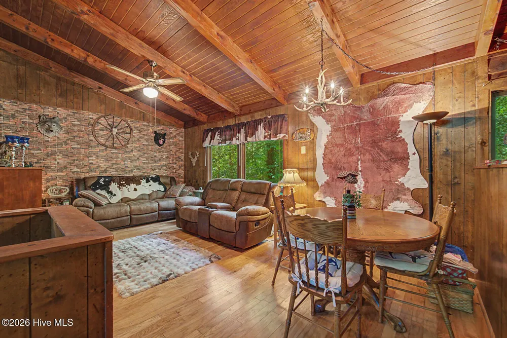 1410 Village Road Murphy, NC 28906